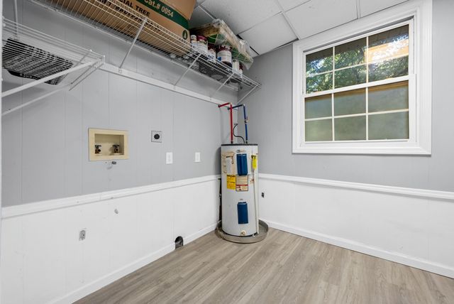 102 Preston Dr, Clarksville, TN 37042