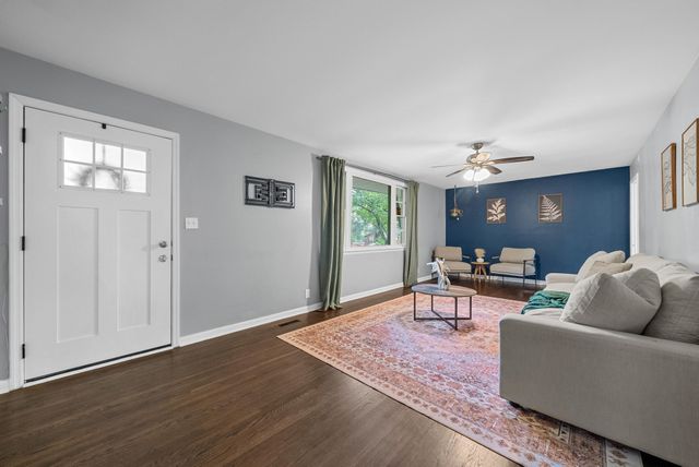 102 Preston Dr, Clarksville, TN 37042