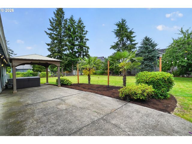 19601 S KALAL Ct, Oregon City, OR 97045