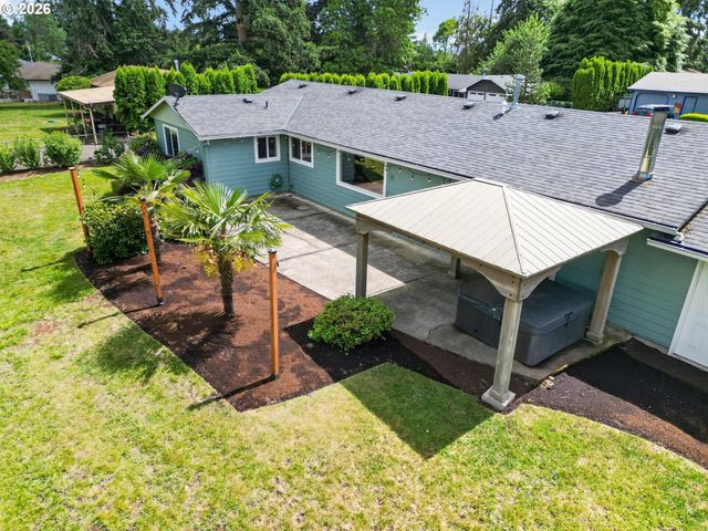 19601 S KALAL Ct, Oregon City, OR 97045
