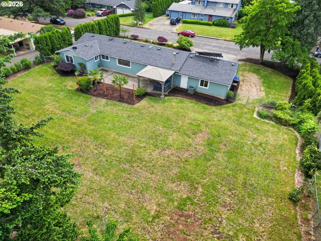 19601 S KALAL Ct, Oregon City, OR 97045