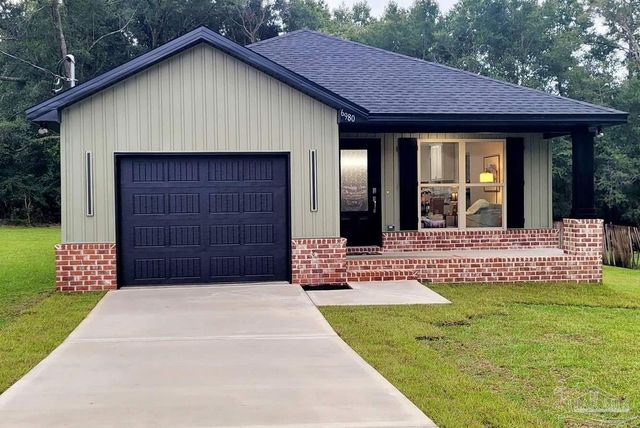 3219 Electra Dr, Milton, FL 32583