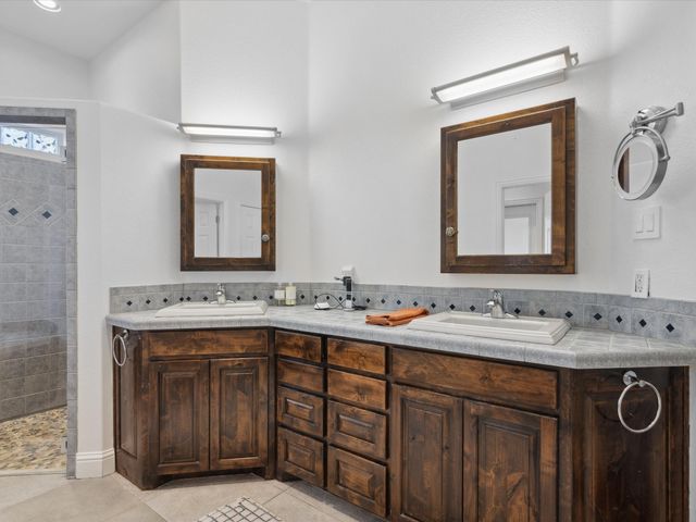 186 Deer Creek Drive, Aledo, TX 76008