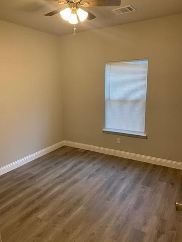 1707 Wright Street, Greenville, TX 75401