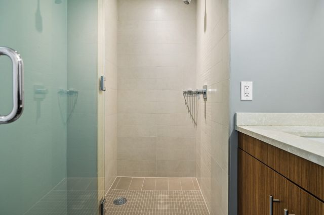 580 Washington St PH5, Boston, MA 02111