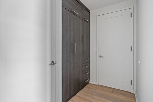580 Washington St PH5, Boston, MA 02111