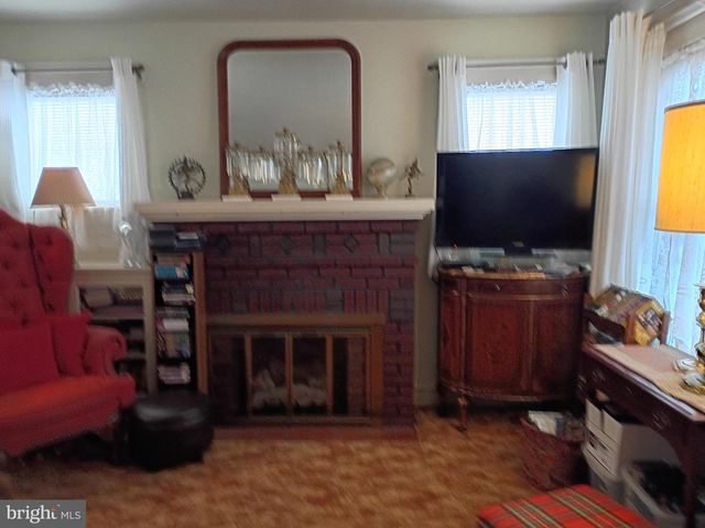 825 SHAWNEE AVE, Cumberland, MD 21502