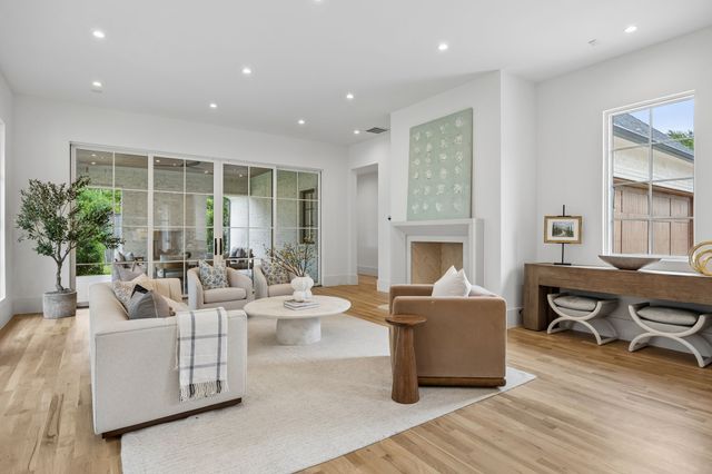 5871 Elderwood Drive, Dallas, TX 75230