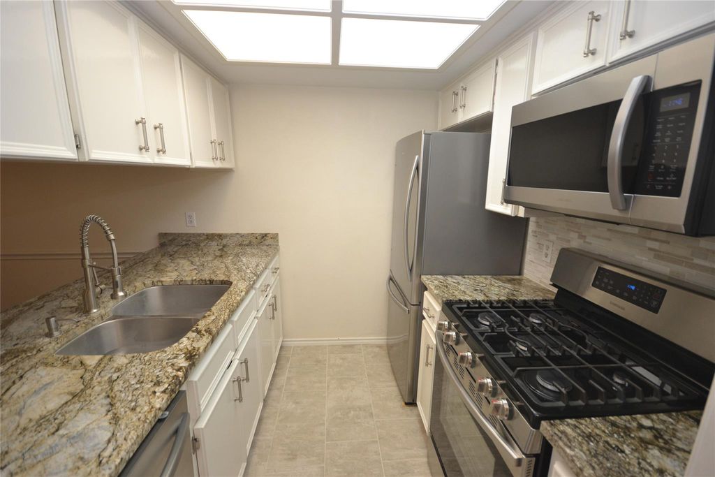 500 Hesters Crossing RD 205, Round Rock, TX 78681