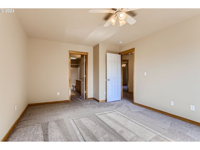 4207 Se 90TH Ave, Portland, OR 97266