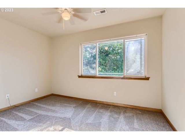 4207 Se 90TH Ave, Portland, OR 97266