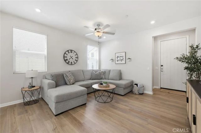 1927 S Apple Tree, San Bernardino, CA 92408
