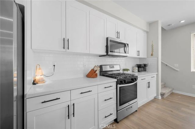 1927 S Apple Tree, San Bernardino, CA 92408
