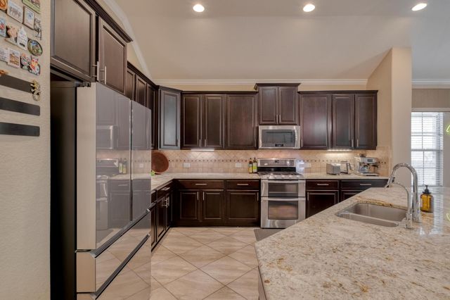636 Trailside BND, Round Rock, TX 78665