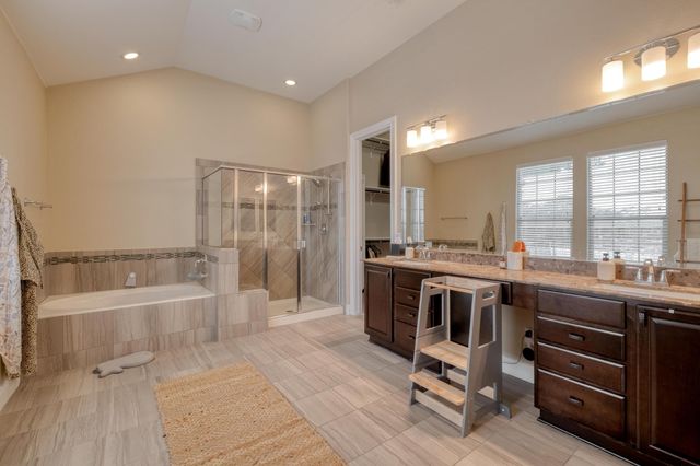 636 Trailside BND, Round Rock, TX 78665