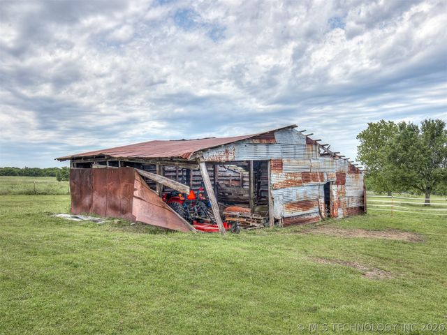 5000 Hwy 16, Beggs, OK 74421
