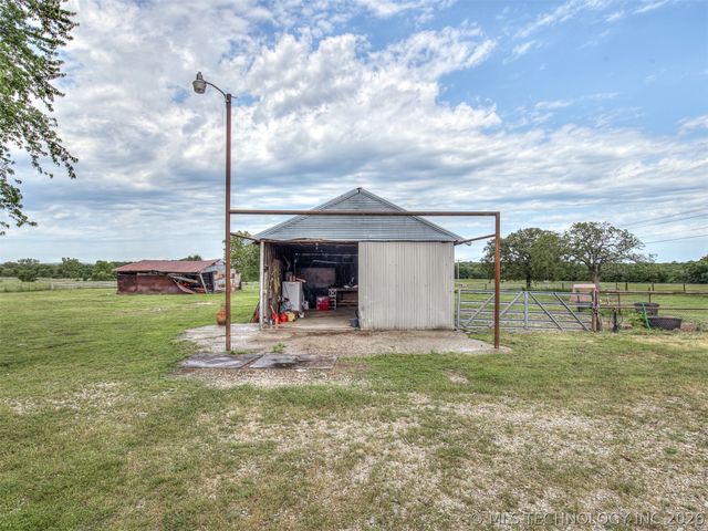 5000 Hwy 16, Beggs, OK 74421