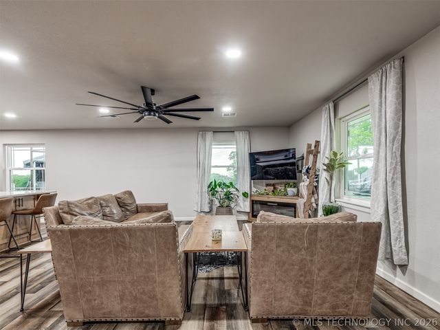 5000 Hwy 16, Beggs, OK 74421