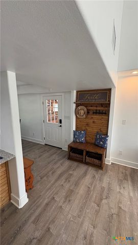 264 Live Oak Drive, Inez, TX 77968