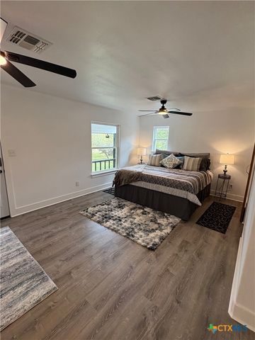 264 Live Oak Drive, Inez, TX 77968