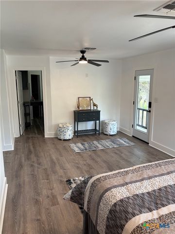 264 Live Oak Drive, Inez, TX 77968