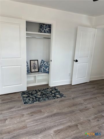 264 Live Oak Drive, Inez, TX 77968