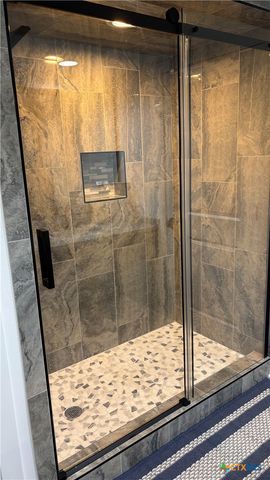 264 Live Oak Drive, Inez, TX 77968