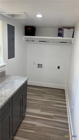 264 Live Oak Drive, Inez, TX 77968