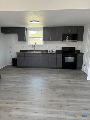 264 Live Oak Drive, Inez, TX 77968