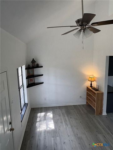 264 Live Oak Drive, Inez, TX 77968