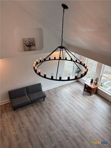 264 Live Oak Drive, Inez, TX 77968