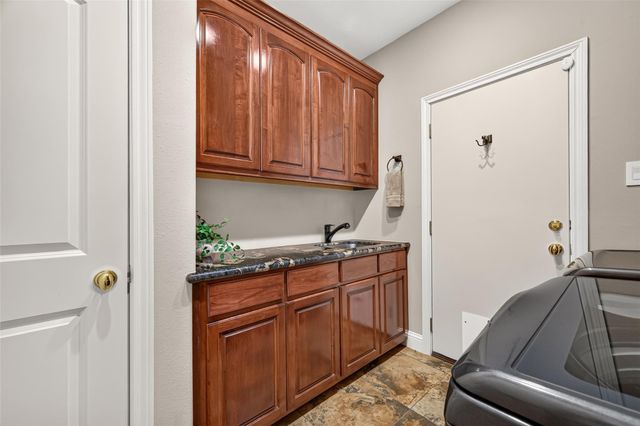 5956 Whispering Lakes Drive, Katy, TX 77493