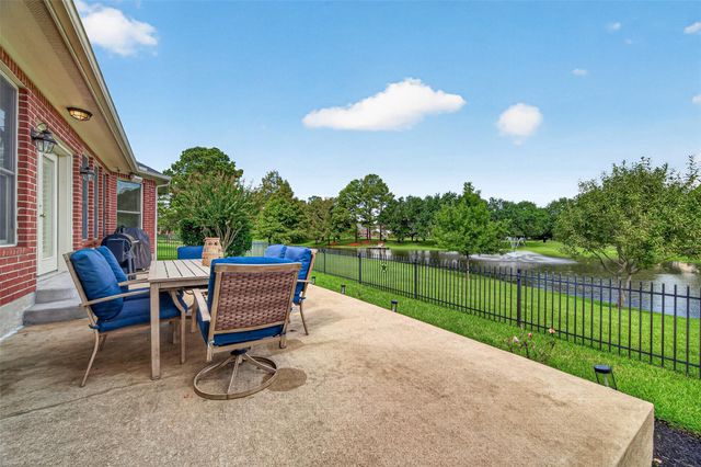 5956 Whispering Lakes Drive, Katy, TX 77493