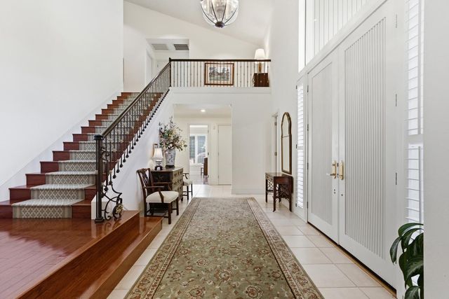 11473 Huntington Village Ln, Gold River, CA 95670