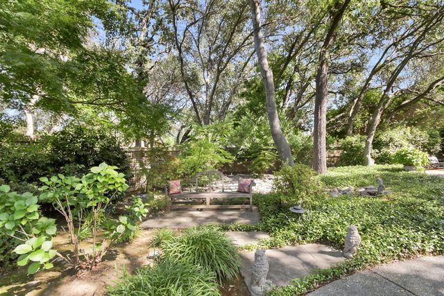 11473 Huntington Village Ln, Gold River, CA 95670