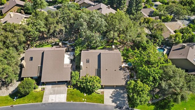 11473 Huntington Village Ln, Gold River, CA 95670