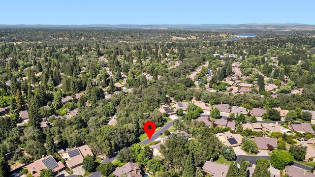 11473 Huntington Village Ln, Gold River, CA 95670