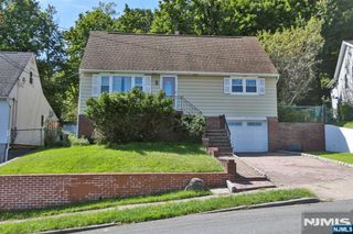 31 Dewey Avenue, Clifton, NJ 07013