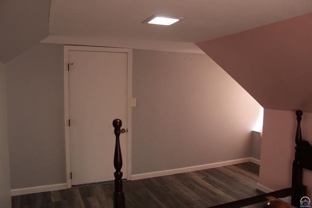 432 Lakin ST, Osage City, KS 66523