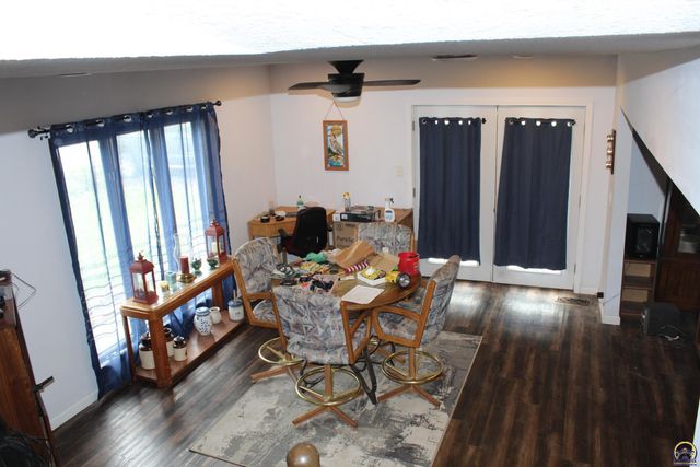 432 Lakin ST, Osage City, KS 66523