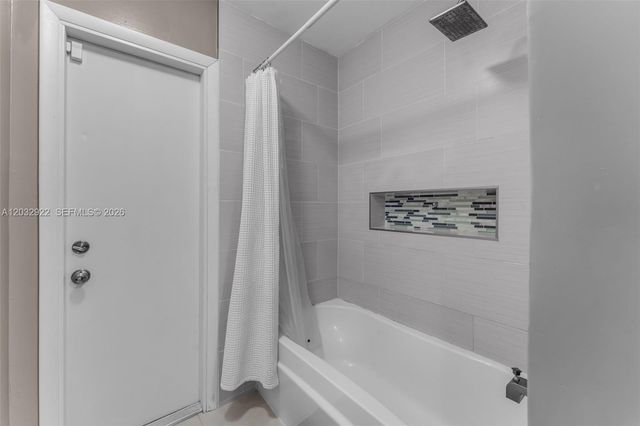 14061 SW 39th Street, Miami, FL 33175