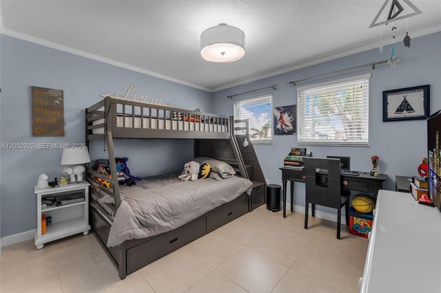 14061 SW 39th Street, Miami, FL 33175