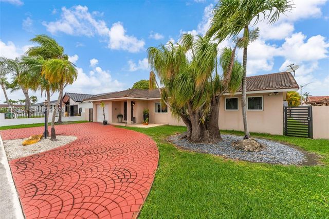14061 SW 39th Street, Miami, FL 33175