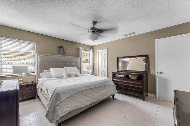 14061 SW 39th Street, Miami, FL 33175