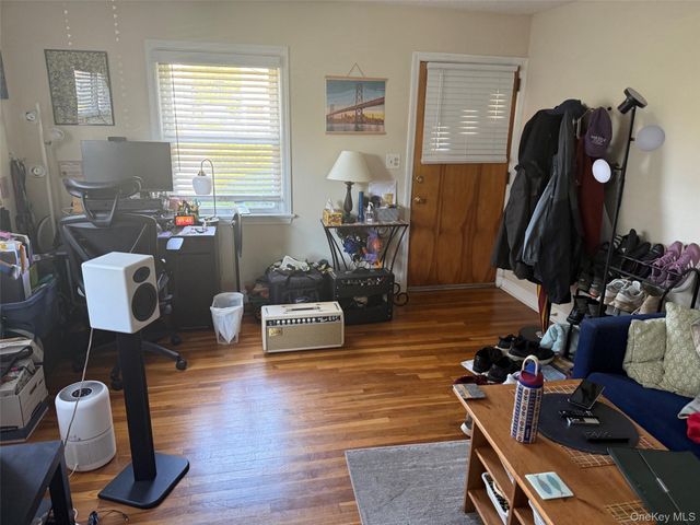 556 Westchester Avenue, Port Chester, NY 10573