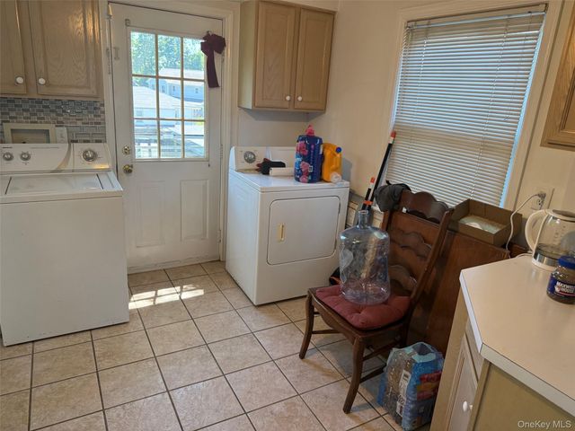 556 Westchester Avenue, Port Chester, NY 10573