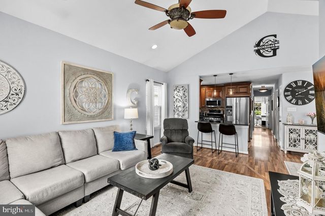 208 HOOKER ST, Riverside, NJ 08075