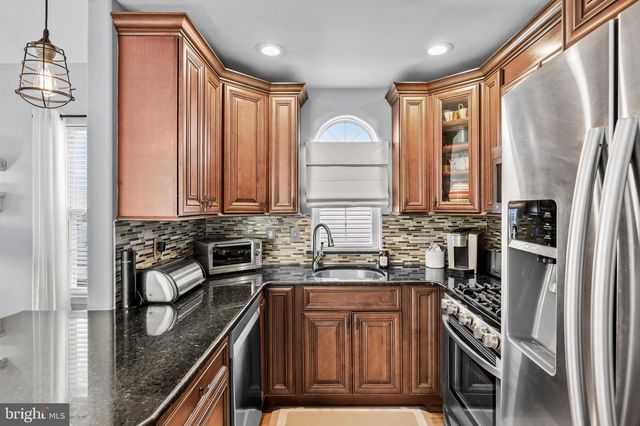 208 HOOKER ST, Riverside, NJ 08075