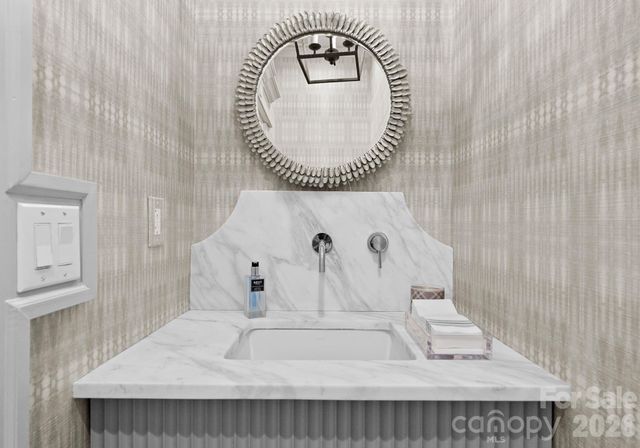 1550 Queens Road W, Charlotte, NC 28207