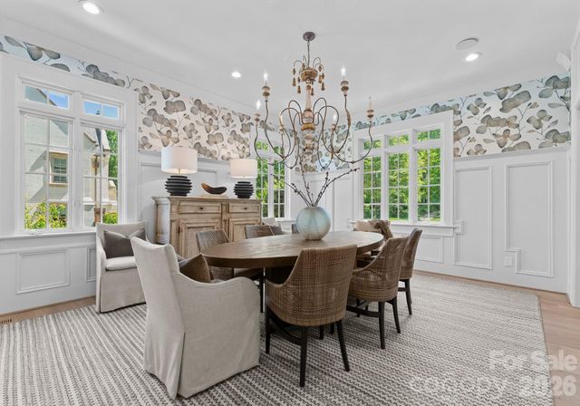 1550 Queens Road W, Charlotte, NC 28207